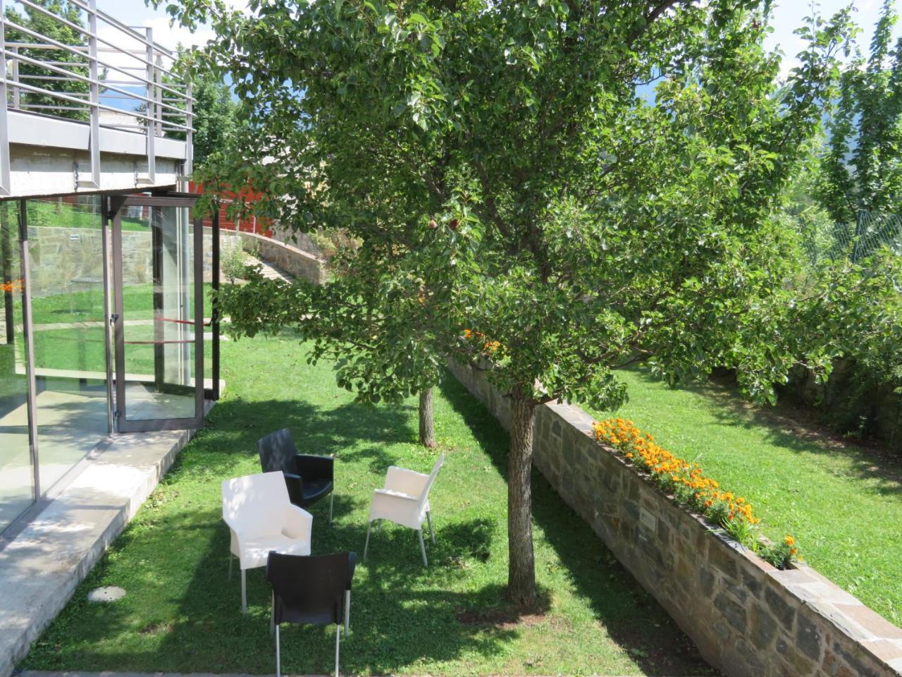 Alberg La Bruna Bellver De Cerdanya Εξωτερικό φωτογραφία